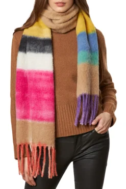 Betty Scarf