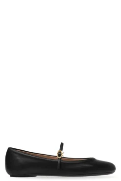 Carla Nappa Flat