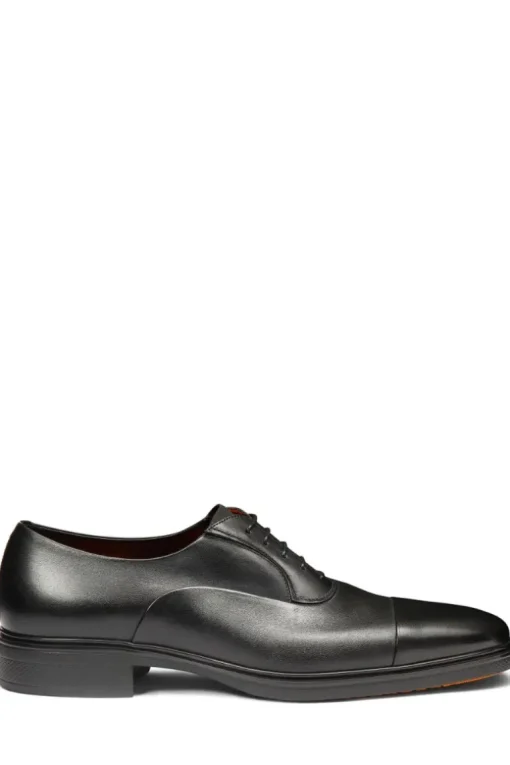 Easy Lace-Up Shoe