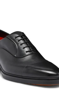 Easy Lace-Up Shoe