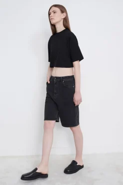 Gupo Cropped T-Shirt
