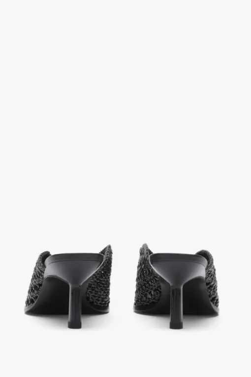 ID Macrame Mule