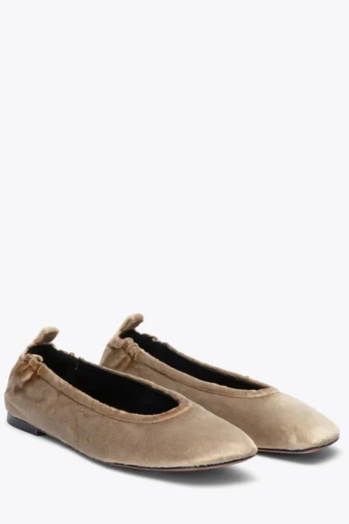 ID Stretch Back Ballet Flat