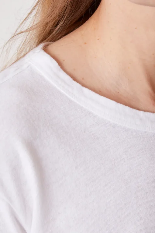 Lara T-Shirt