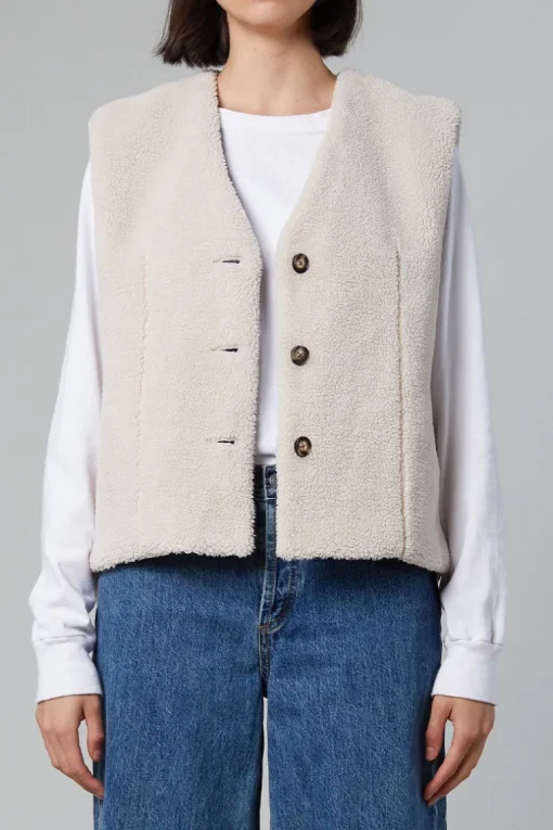 Miles Vest