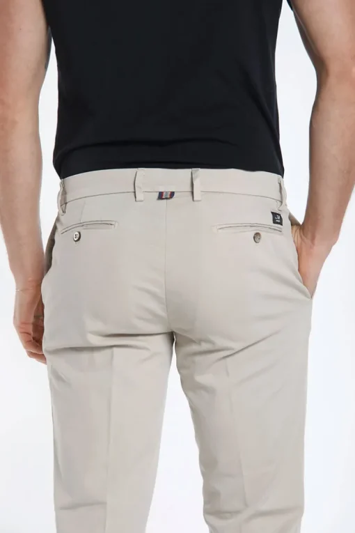 New York Chinos