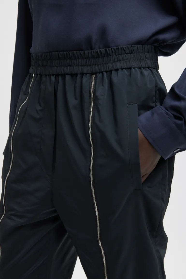 Nylon Zipper Jogger
