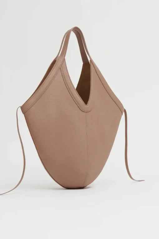 Soft M Hobo