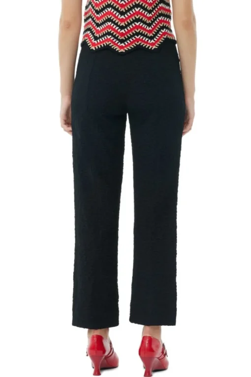 Textured Cropped Pants